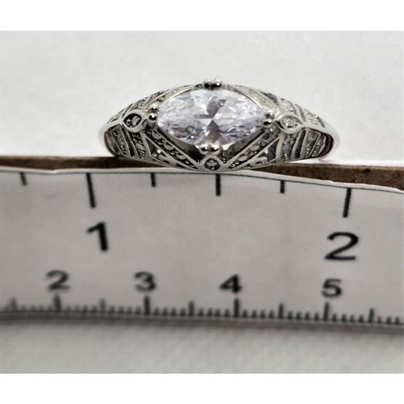 RINGS-DIAMOND CANDLE RINGS-Lot of 5-Size 9-Different "Stones"-Silver Tone - Picture 5 of 16